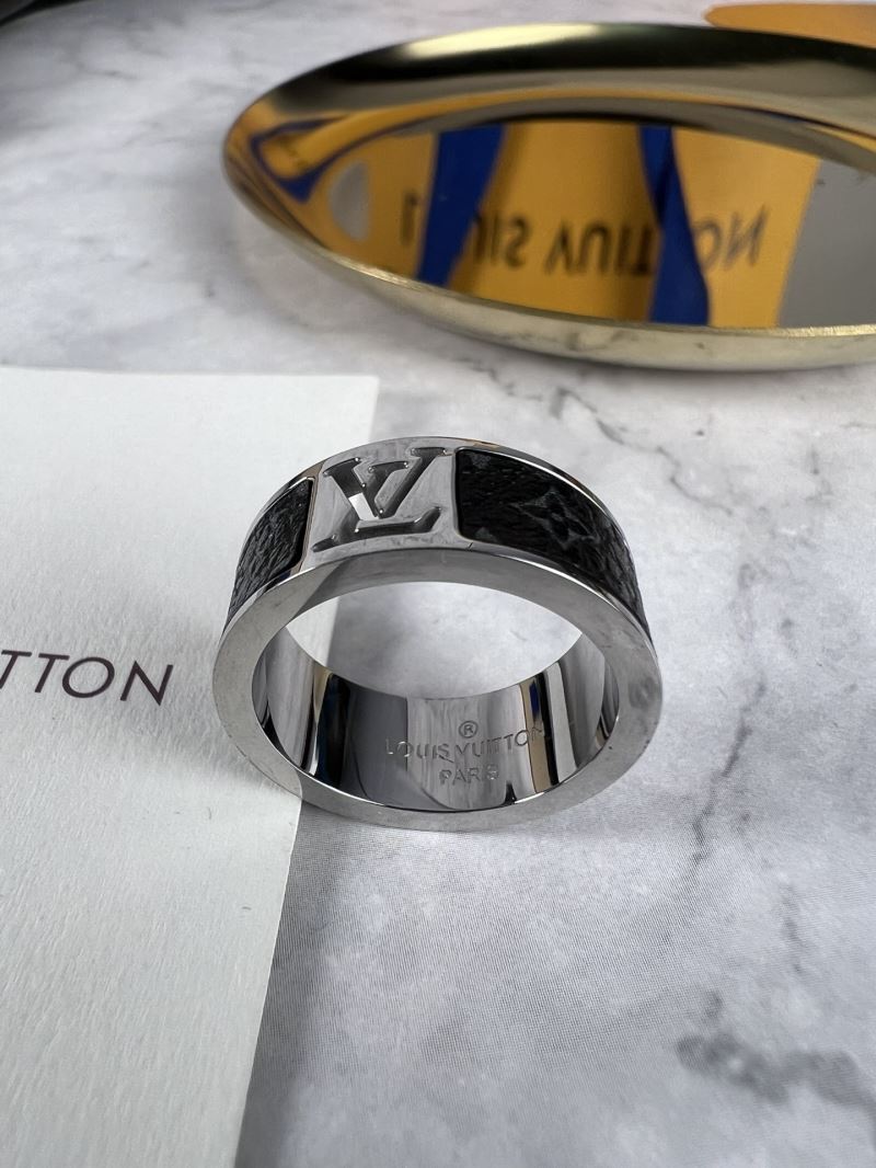 LV Rings